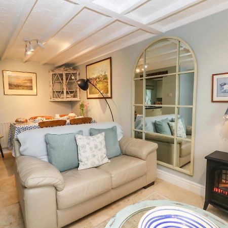 The Blue House Malpas (Cheshire) Exterior foto