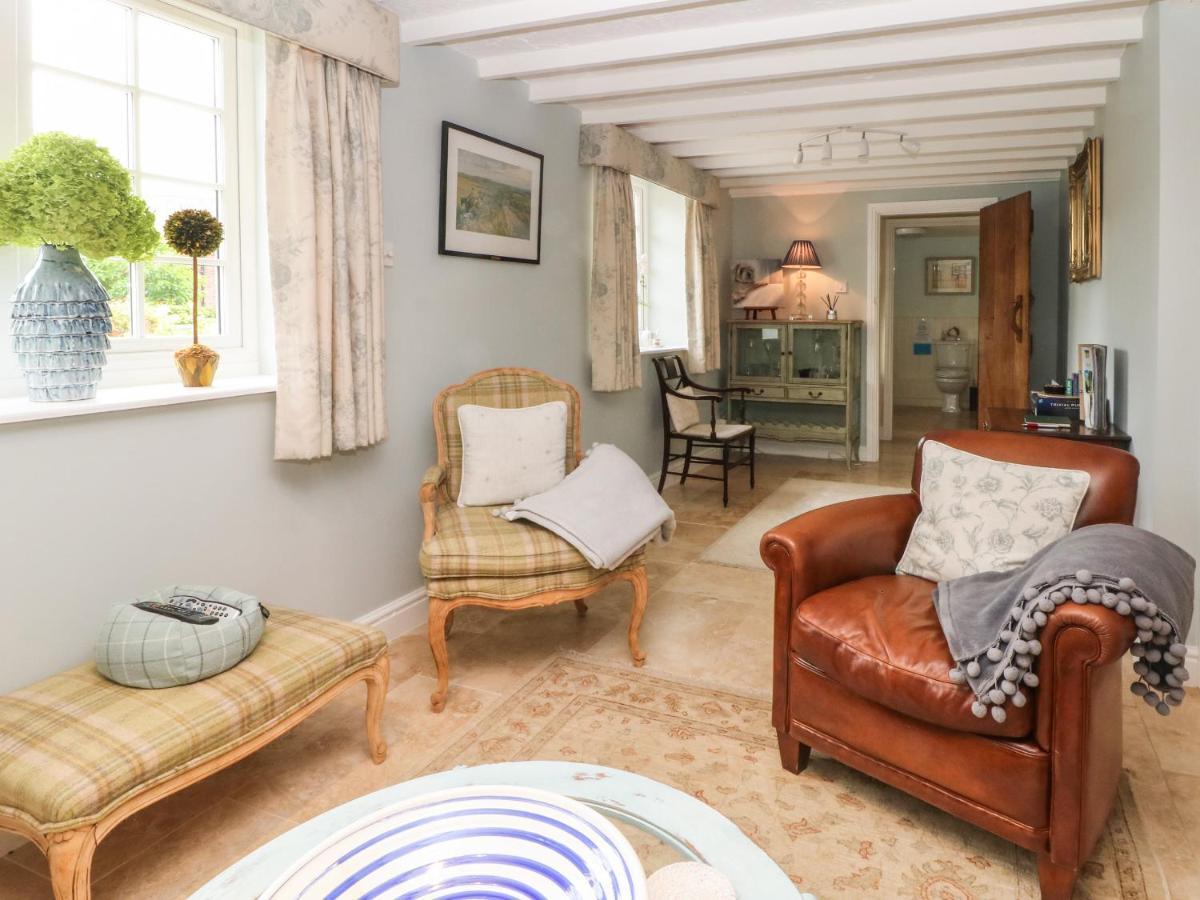 The Blue House Malpas (Cheshire) Exterior foto